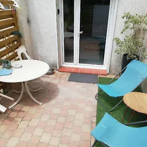  Maison d'hôtes Parentale Indépendante Avec Terrasse Sud France